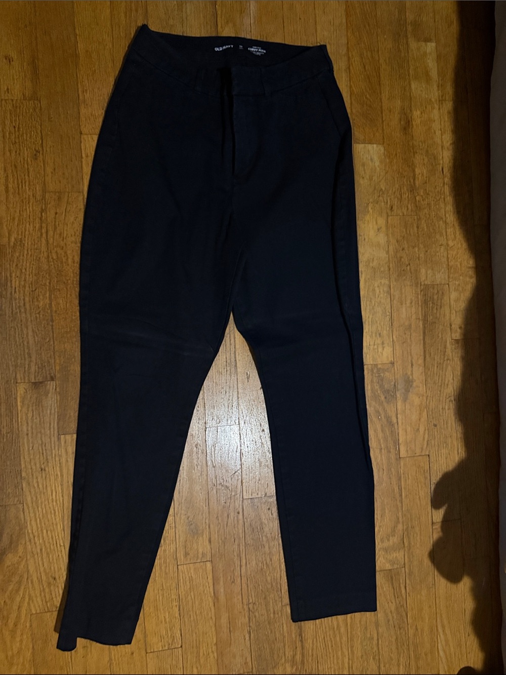 Women’s Old Navy Pixie Skinny Pants- Black